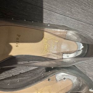 Christian Louboutin us5.5